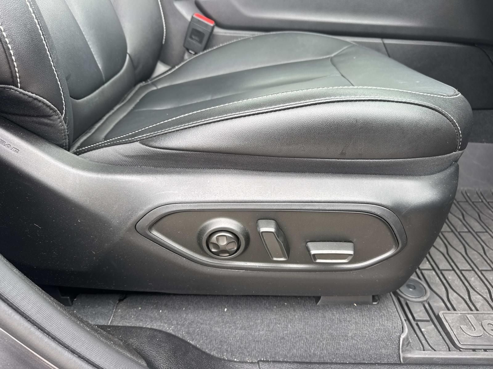 2022 Jeep Grand Cherokee 4xe Limited 4x4