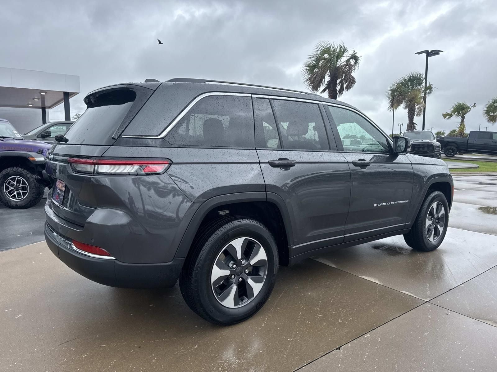 2022 Jeep Grand Cherokee 4xe Limited 4x4