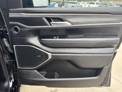 2024 Jeep Wagoneer L Series II 4x2