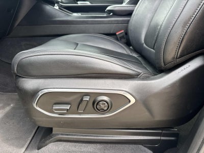 2024 Jeep Wagoneer L Series II 4x2
