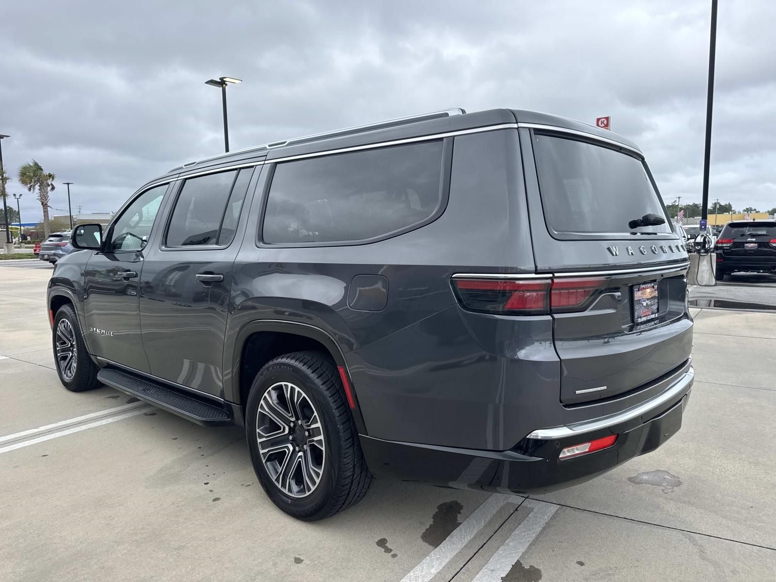 2023 Jeep Wagoneer L Series II 4x4