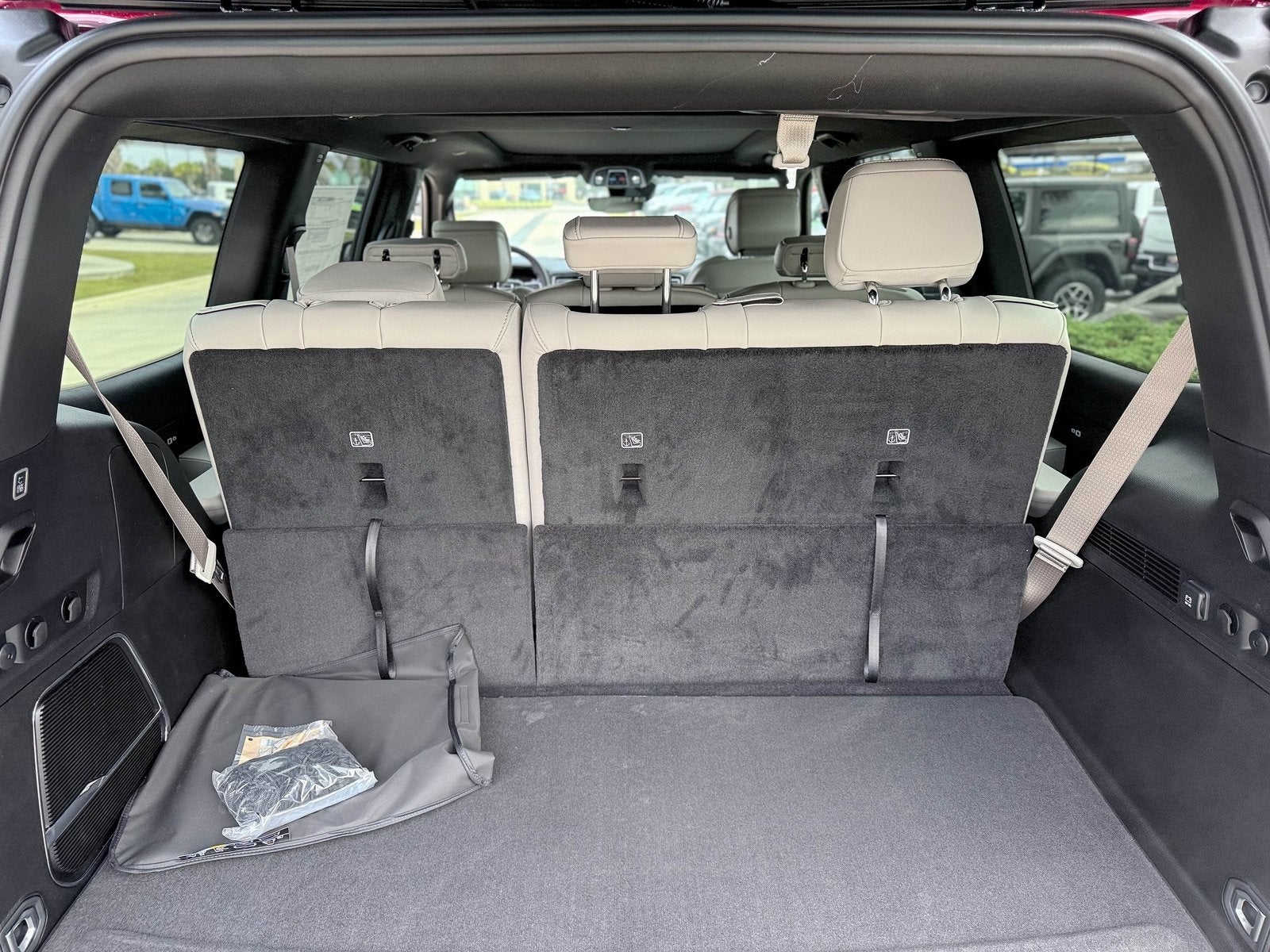 2025 Jeep Wagoneer WAGONEER 4X4