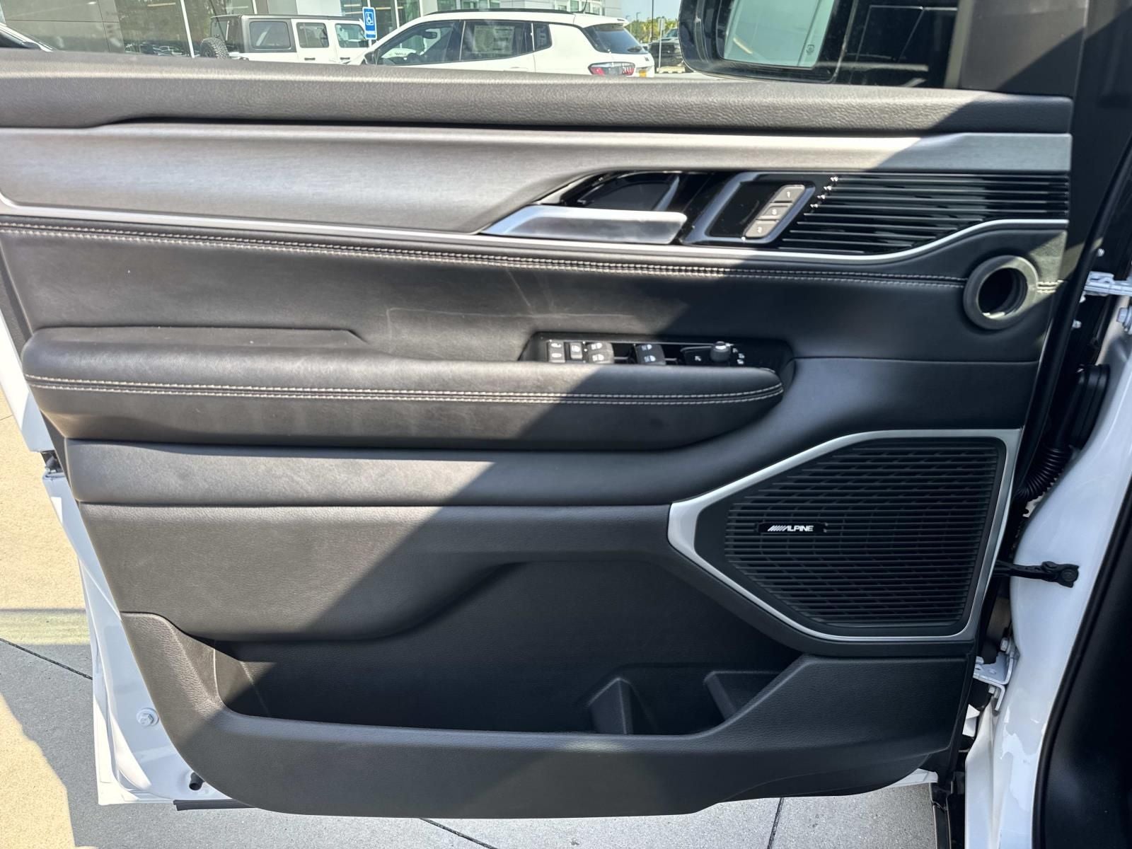 2026 Jeep Grand Wagoneer GRAND WAGONEER UPLAND 4X4