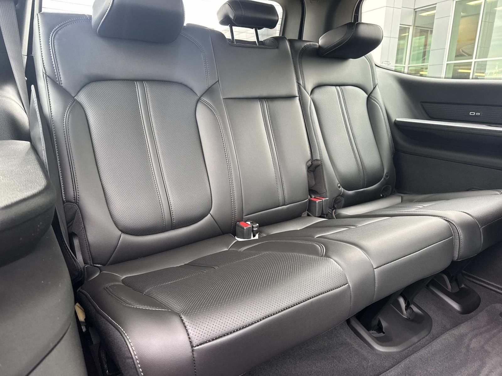 2026 Jeep Grand Wagoneer GRAND WAGONEER UPLAND 4X4