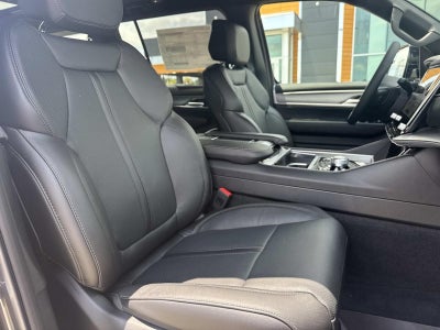 2026 Jeep Grand Wagoneer GRAND WAGONEER UPLAND 4X4