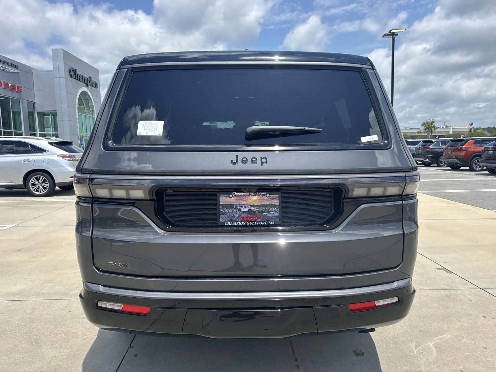 2026 Jeep Grand Wagoneer GRAND WAGONEER UPLAND 4X4