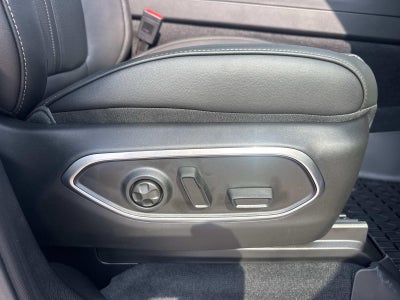 2026 Jeep Grand Wagoneer GRAND WAGONEER UPLAND 4X4