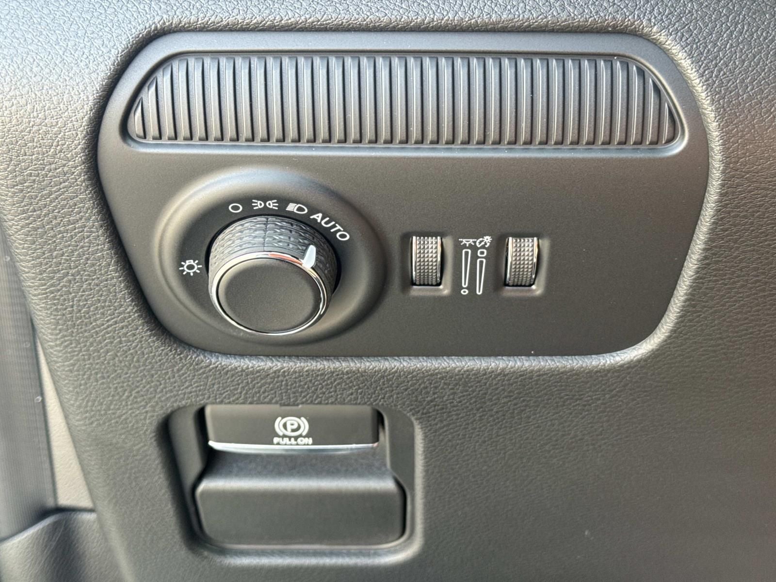2026 Jeep Grand Wagoneer GRAND WAGONEER UPLAND 4X4