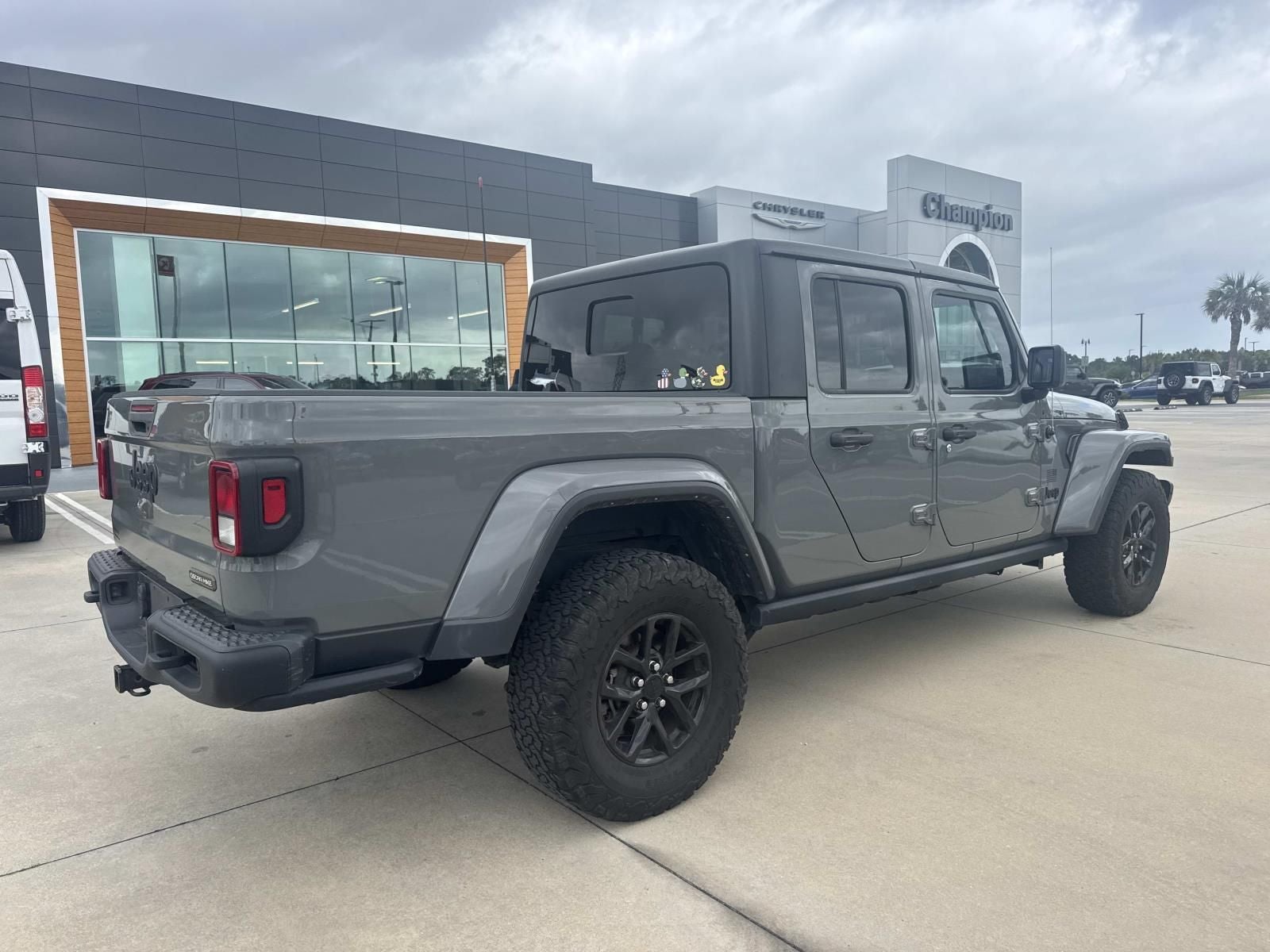 2023 Jeep Gladiator Freedom 4x4