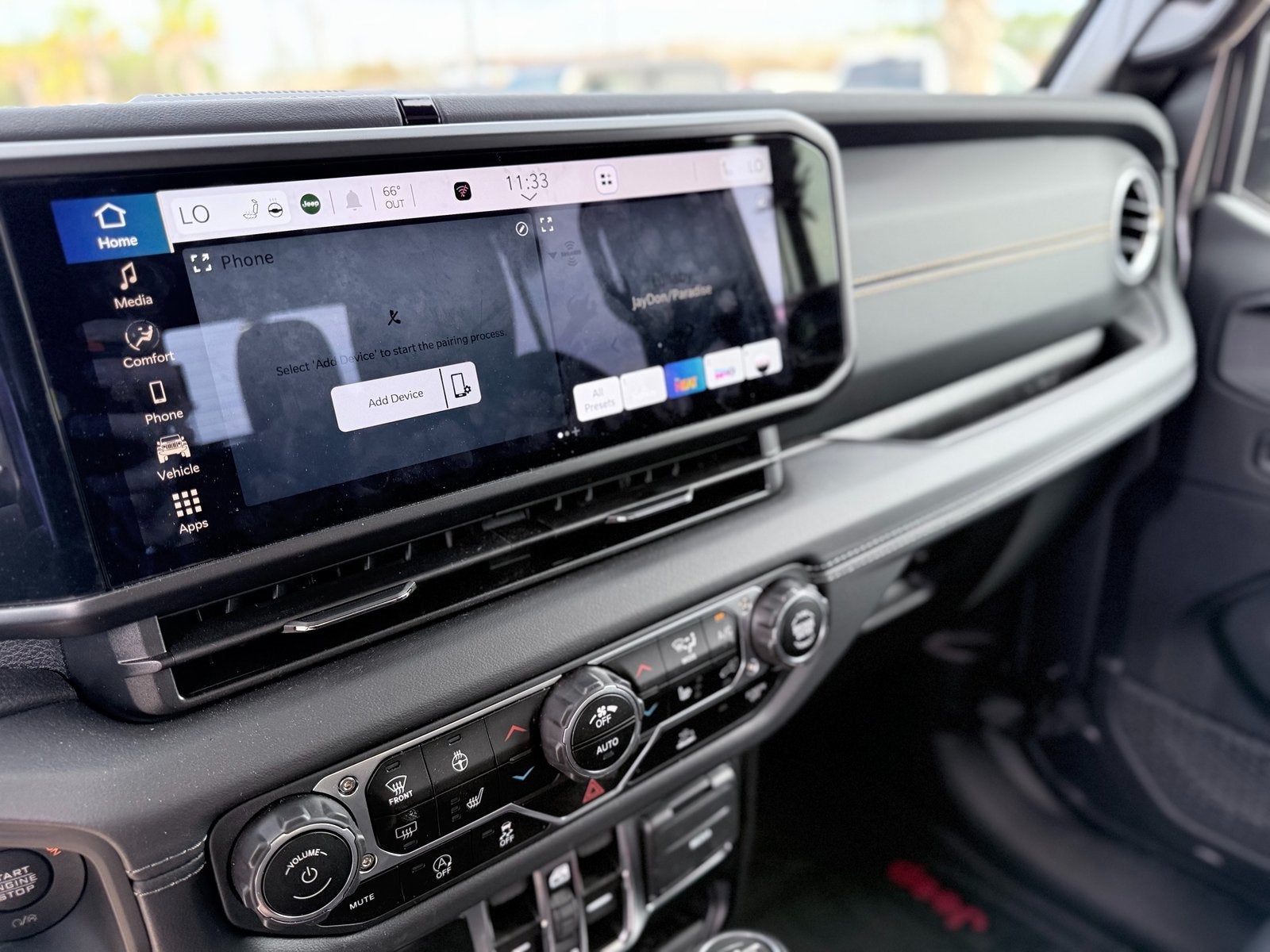 2025 Jeep Gladiator High Tide