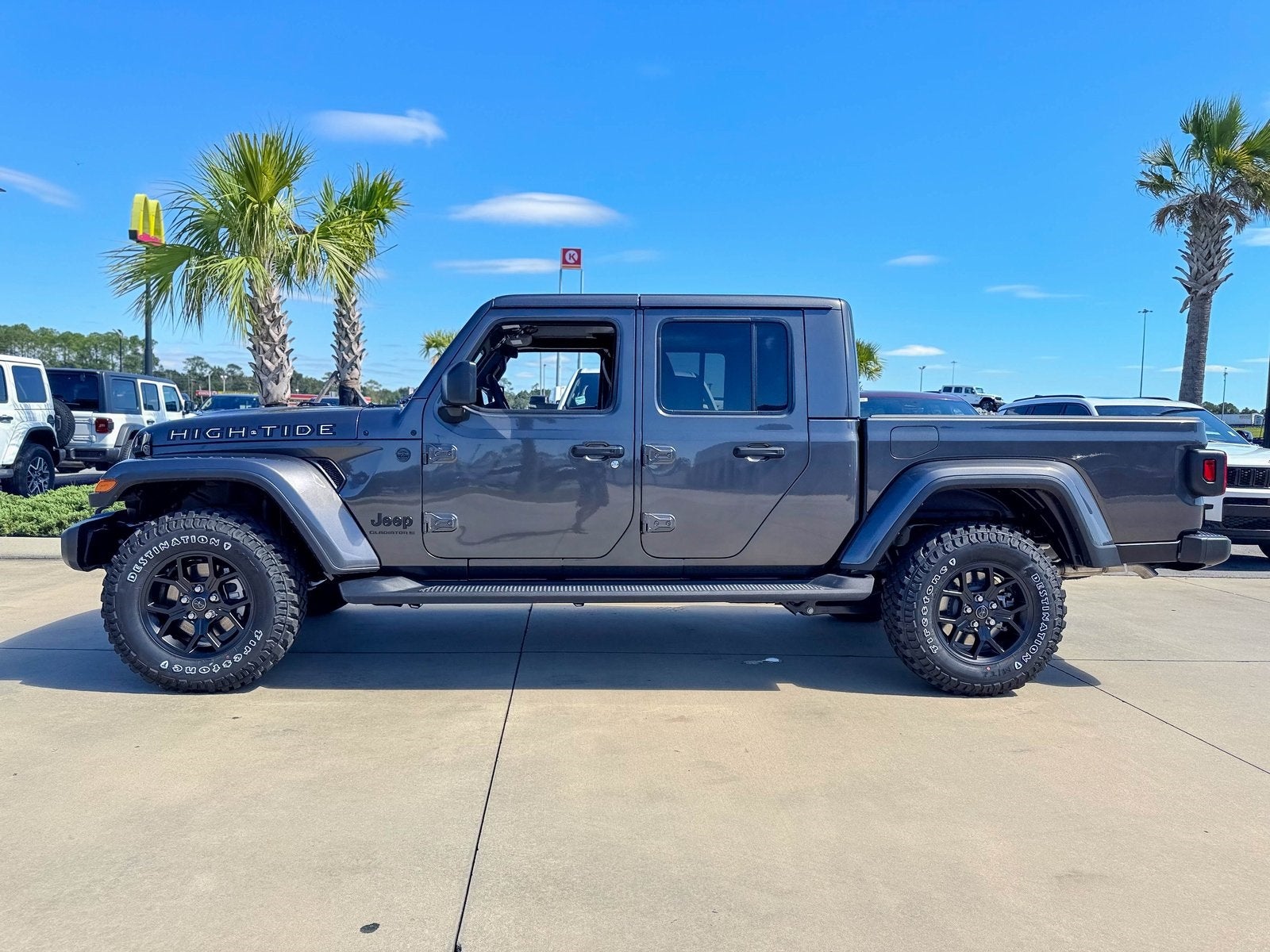 2025 Jeep Gladiator GLADIATOR HIGH TIDE 4X4