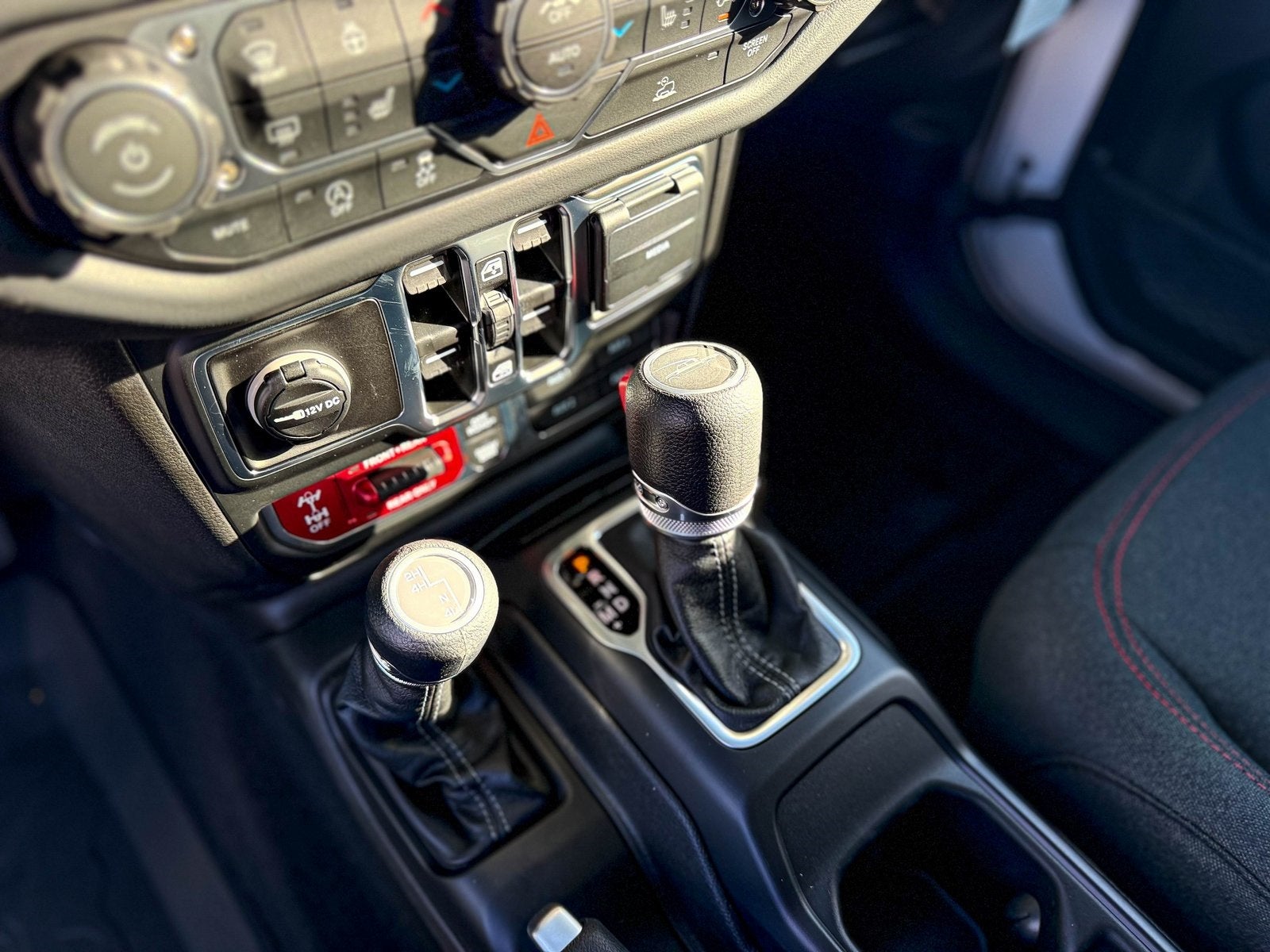 2025 Jeep Gladiator GLADIATOR RUBICON 4X4