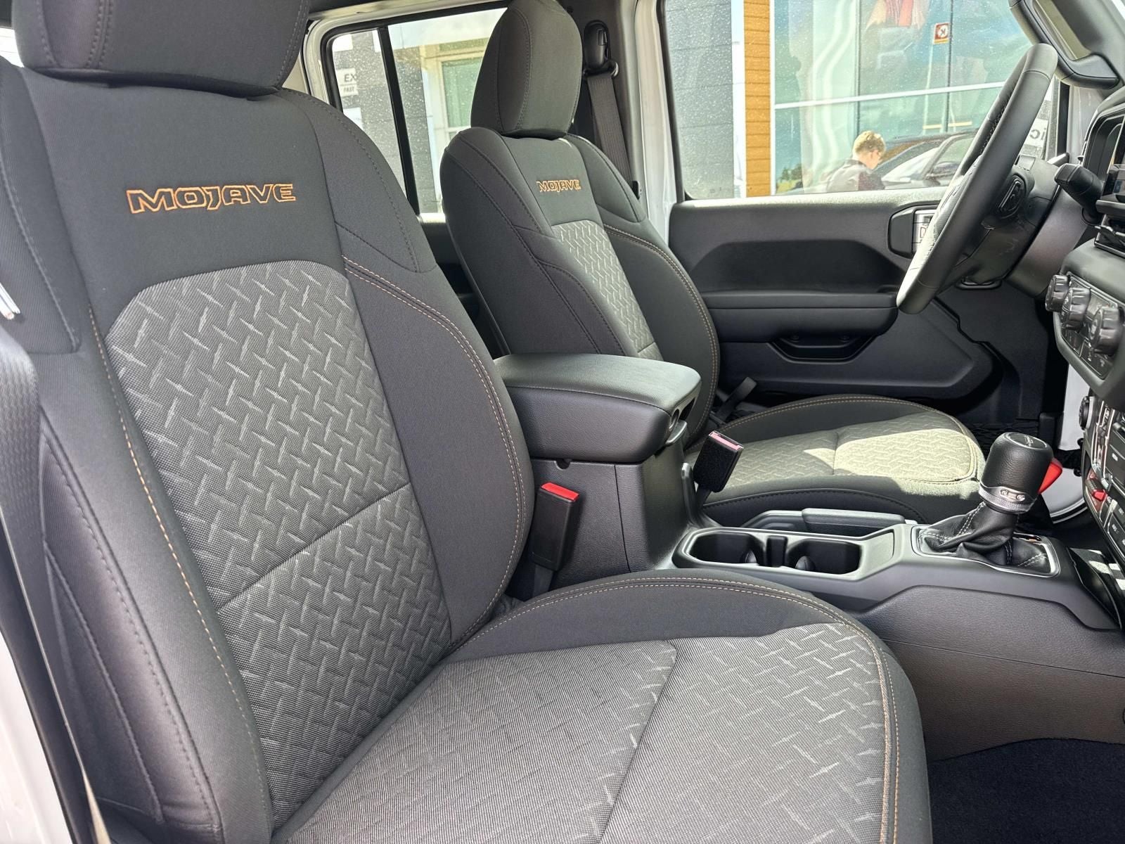 2026 Jeep Gladiator GLADIATOR MOJAVE 4X4