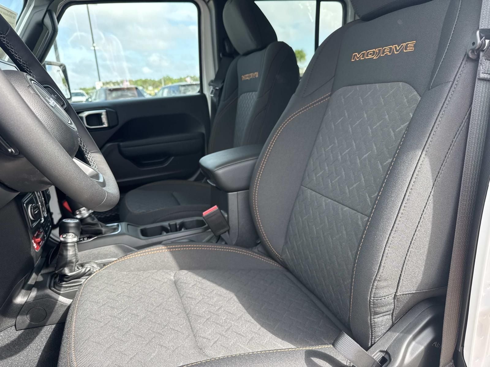 2026 Jeep Gladiator GLADIATOR MOJAVE 4X4