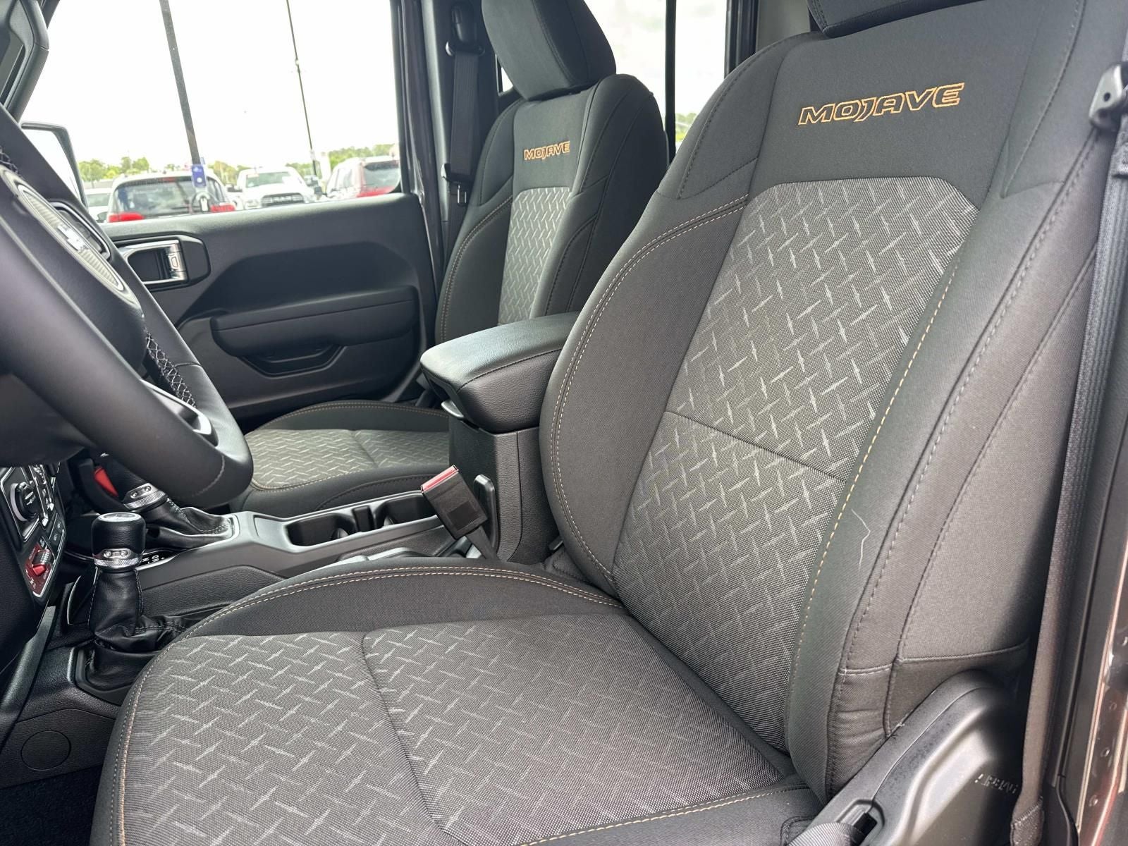 2026 Jeep Gladiator GLADIATOR MOJAVE 4X4