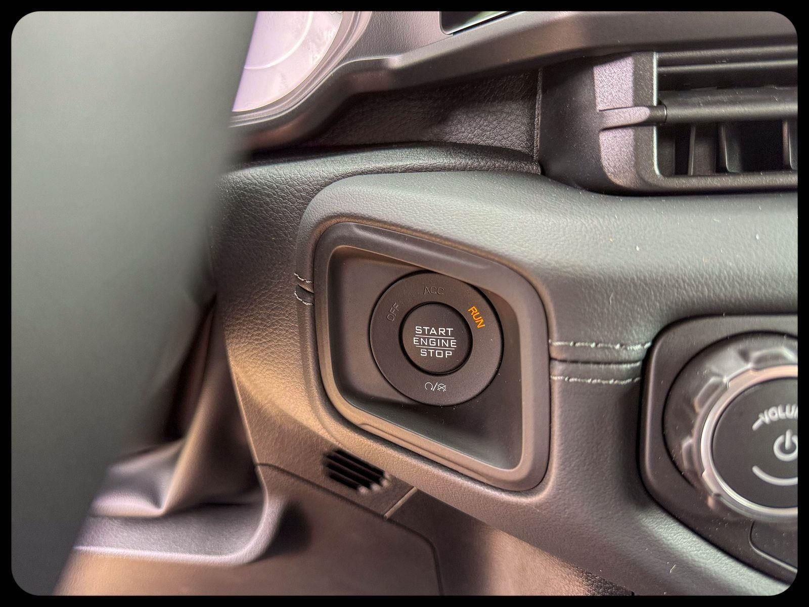 2026 Jeep Gladiator GLADIATOR MOJAVE X 4X4