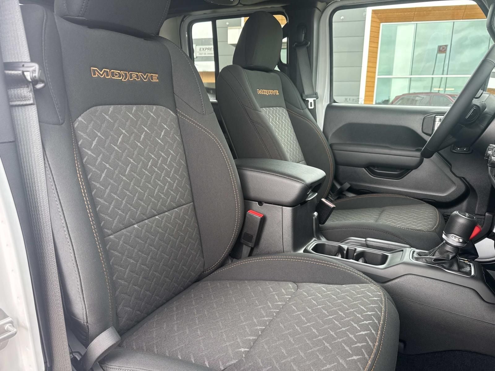 2026 Jeep Gladiator GLADIATOR MOJAVE 4X4