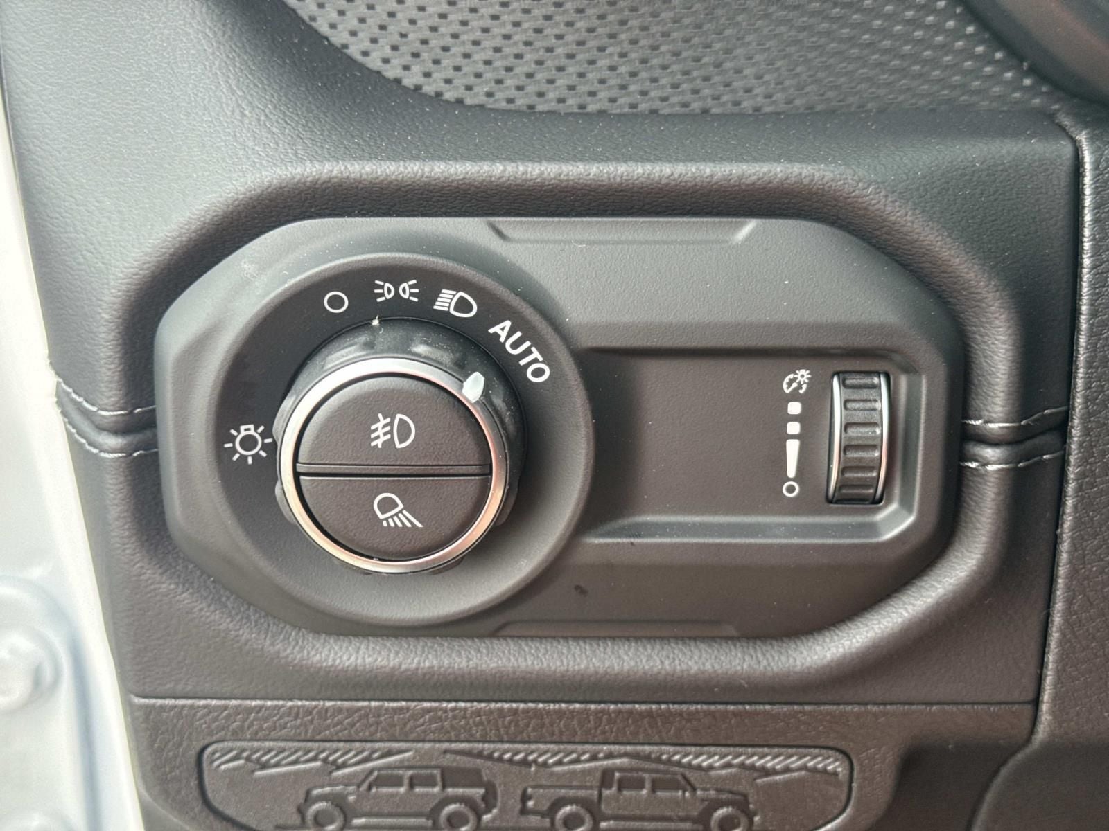 2026 Jeep Gladiator GLADIATOR MOJAVE 4X4