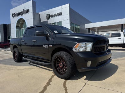 2019 RAM 1500 Classic Express Crew Cab 4x2 5'7' Box