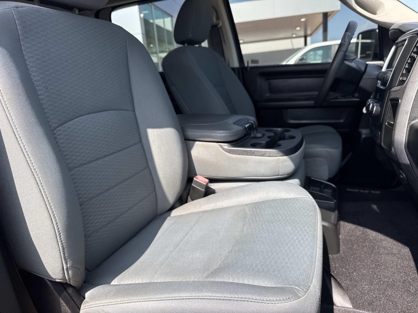 2019 RAM 1500 Classic Express Crew Cab 4x2 5'7' Box