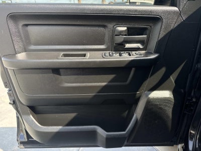 2019 RAM 1500 Classic Express Crew Cab 4x2 5'7' Box