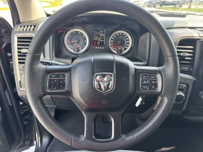 2019 RAM 1500 Classic Express Crew Cab 4x2 5'7' Box