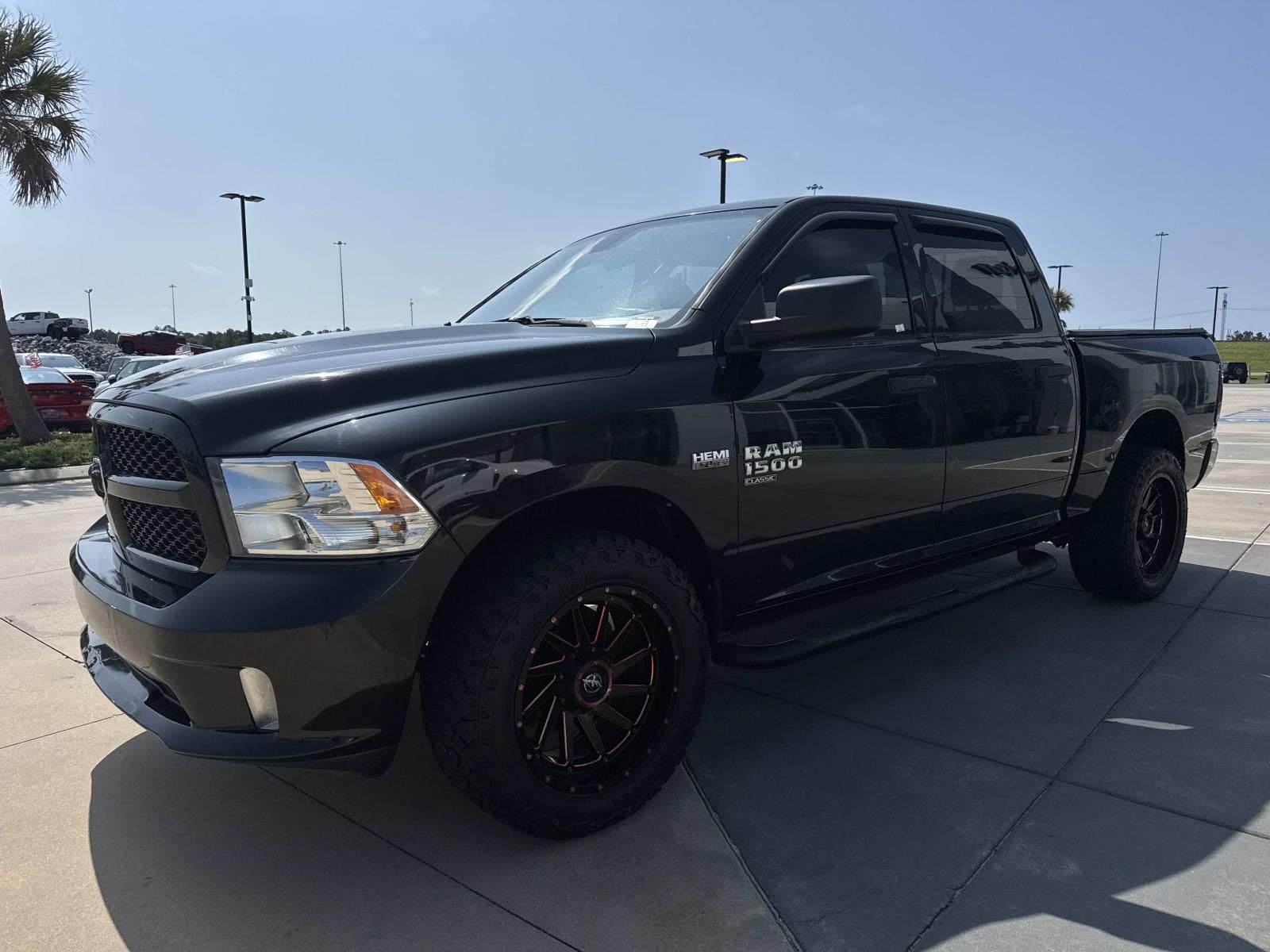 2019 RAM 1500 Classic Express Crew Cab 4x2 5'7' Box