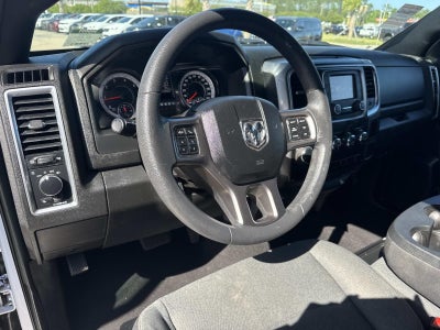 2024 RAM 1500 Classic Warlock Crew Cab 4x2 5'7' Box