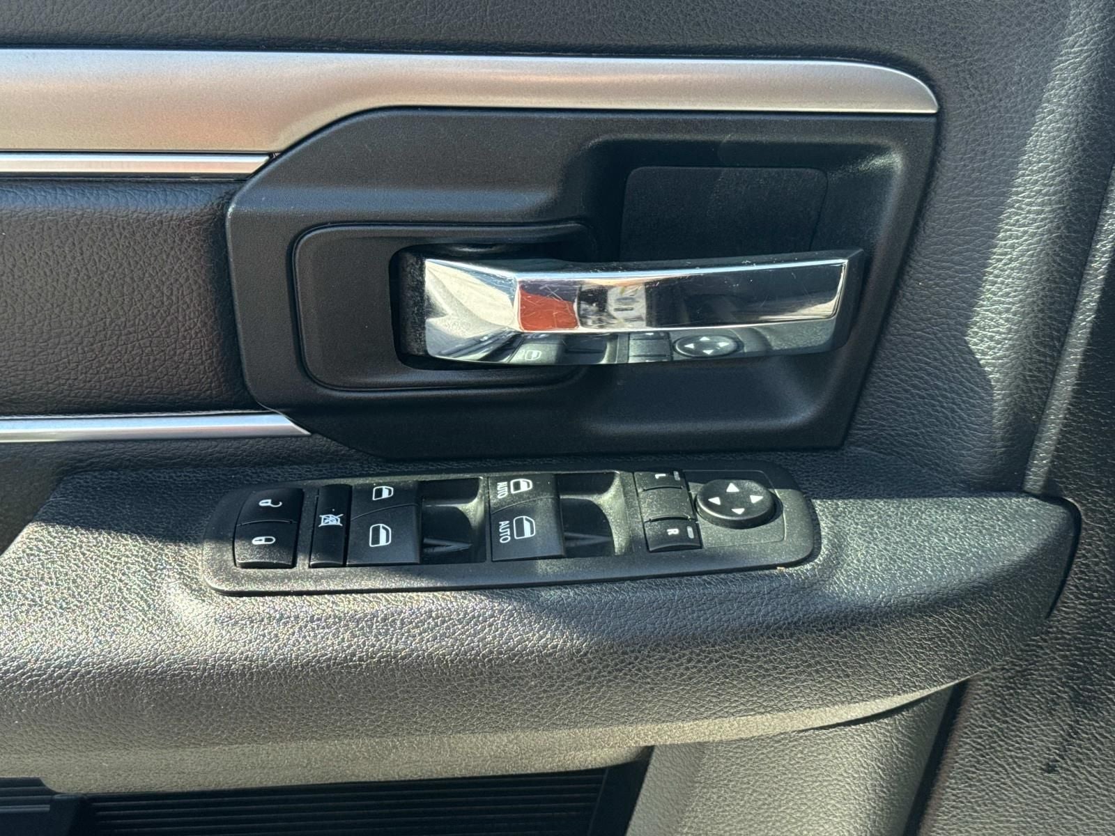2024 RAM 1500 Classic Warlock Crew Cab 4x2 5'7' Box