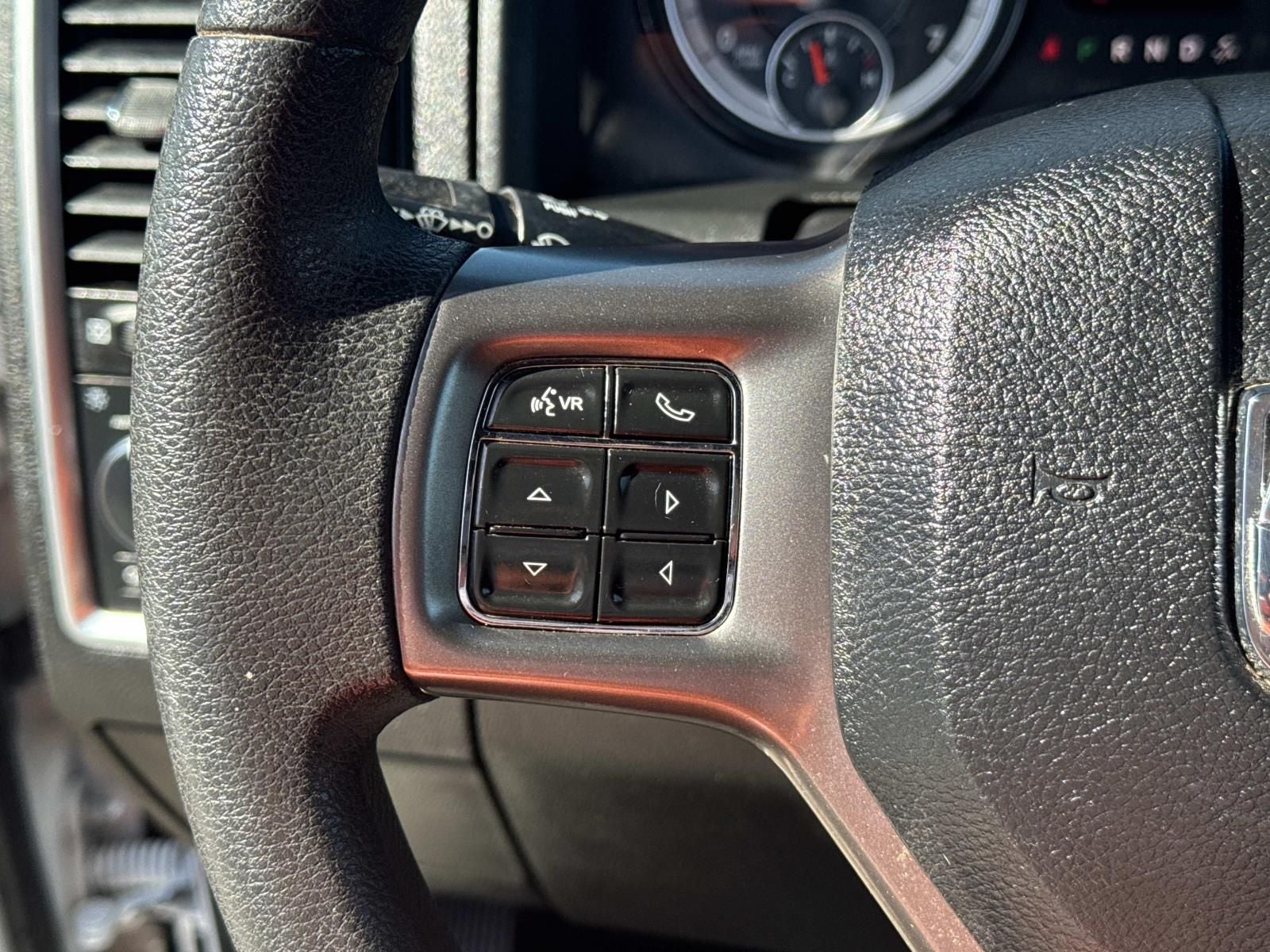2024 RAM 1500 Classic Warlock Crew Cab 4x2 5'7' Box