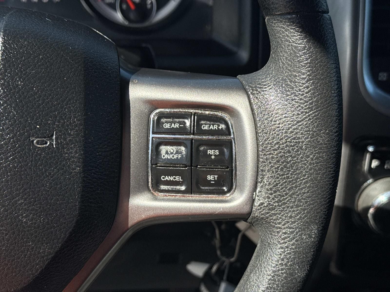 2024 RAM 1500 Classic Warlock Crew Cab 4x2 5'7' Box