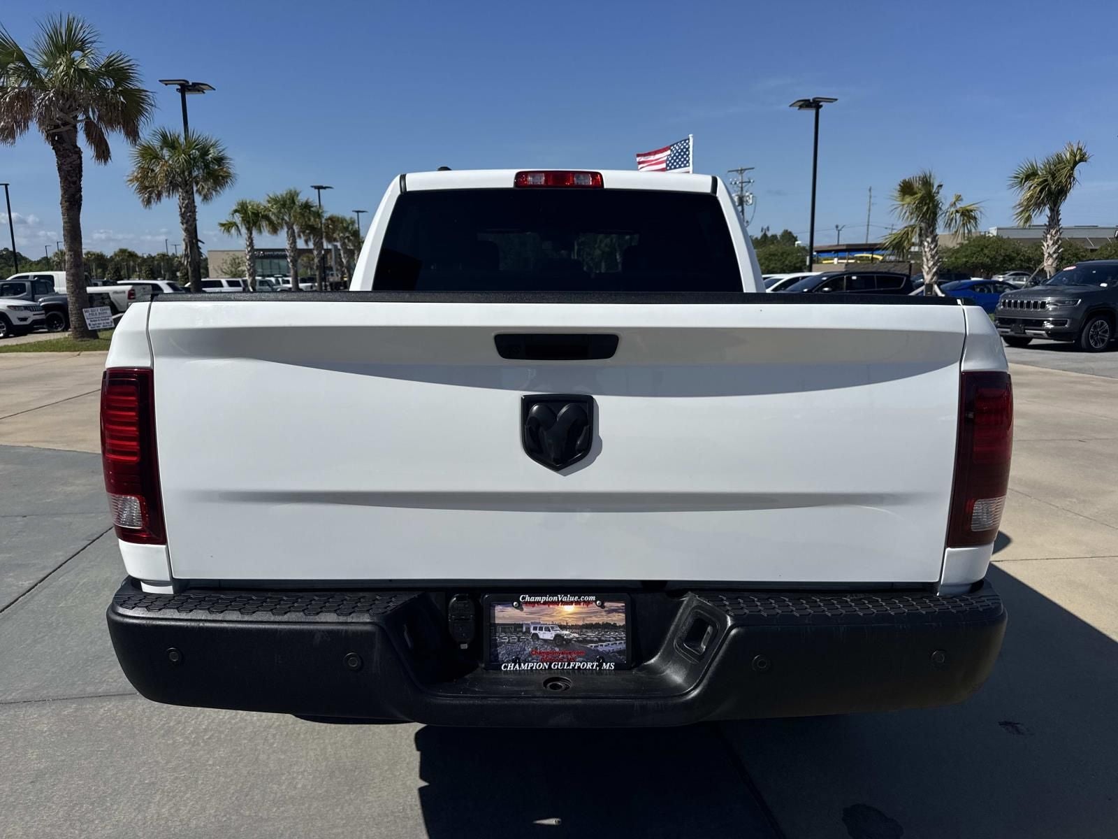 2024 RAM 1500 Classic Warlock Crew Cab 4x2 5'7' Box
