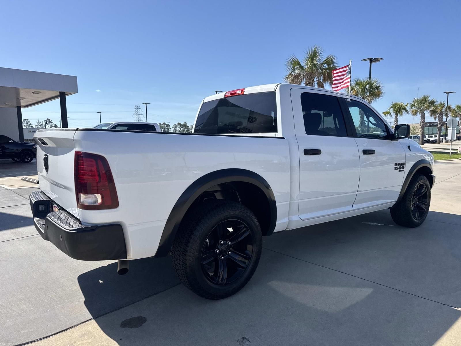 2024 RAM 1500 Classic Warlock Crew Cab 4x2 5'7' Box