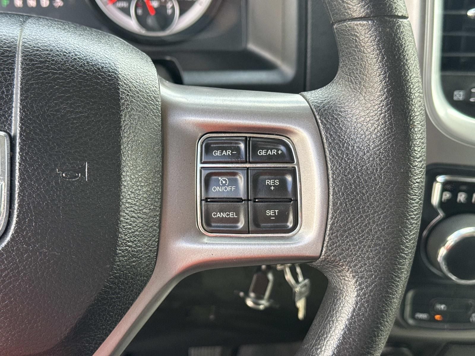 2022 RAM 1500 Classic SLT Crew Cab 4x4 5'7' Box