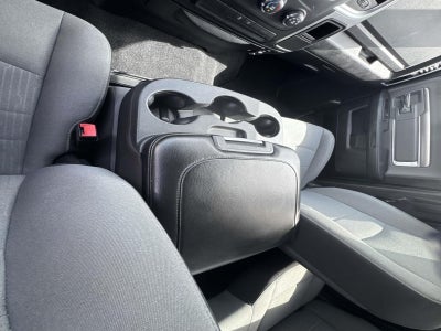 2022 RAM 1500 Classic SLT Crew Cab 4x4 5'7' Box
