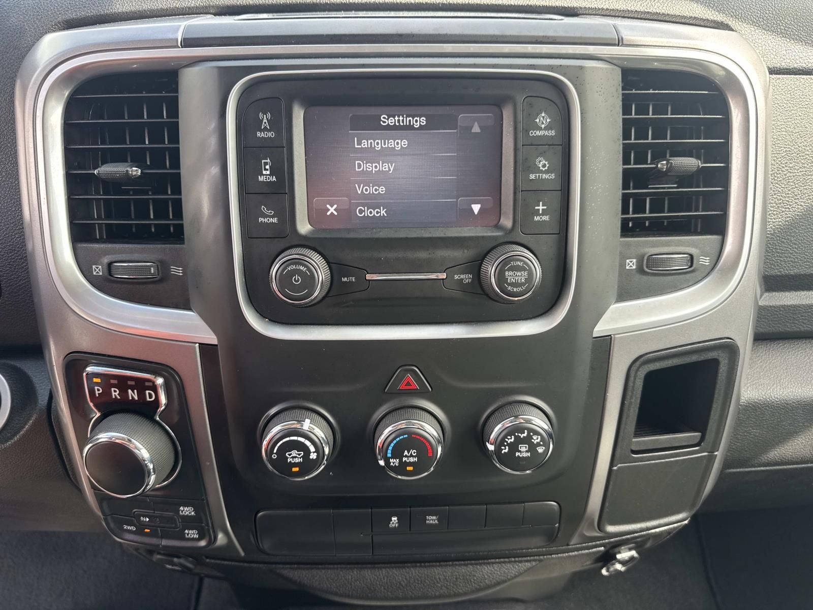 2022 RAM 1500 Classic SLT Crew Cab 4x4 5'7' Box