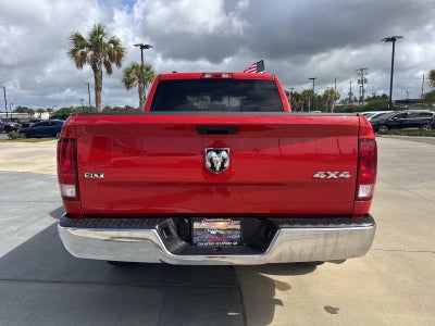2022 RAM 1500 Classic SLT Crew Cab 4x4 5'7' Box