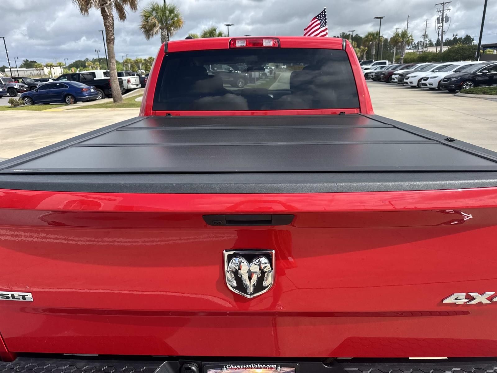 2022 RAM 1500 Classic SLT Crew Cab 4x4 5'7' Box