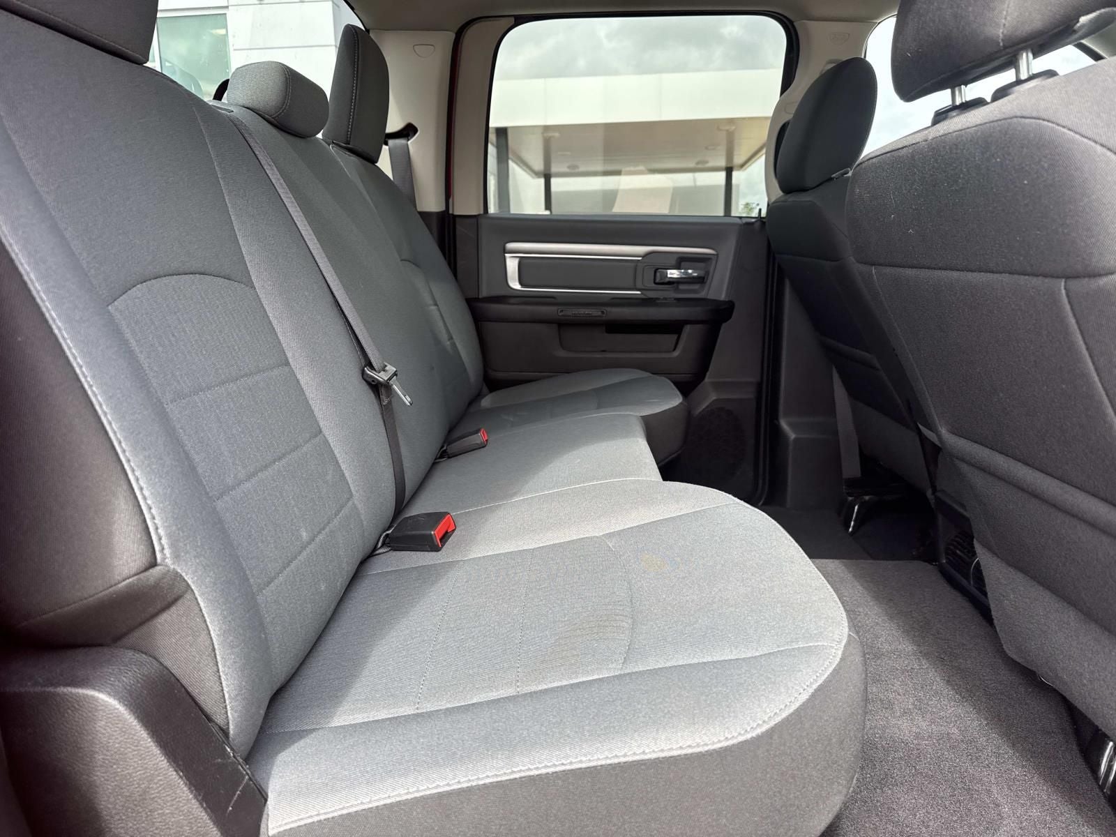 2022 RAM 1500 Classic SLT Crew Cab 4x4 5'7' Box