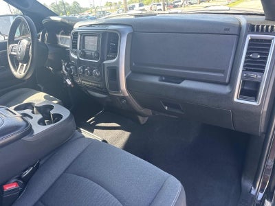 2024 RAM 1500 Classic Warlock Crew Cab 4x4 5'7' Box