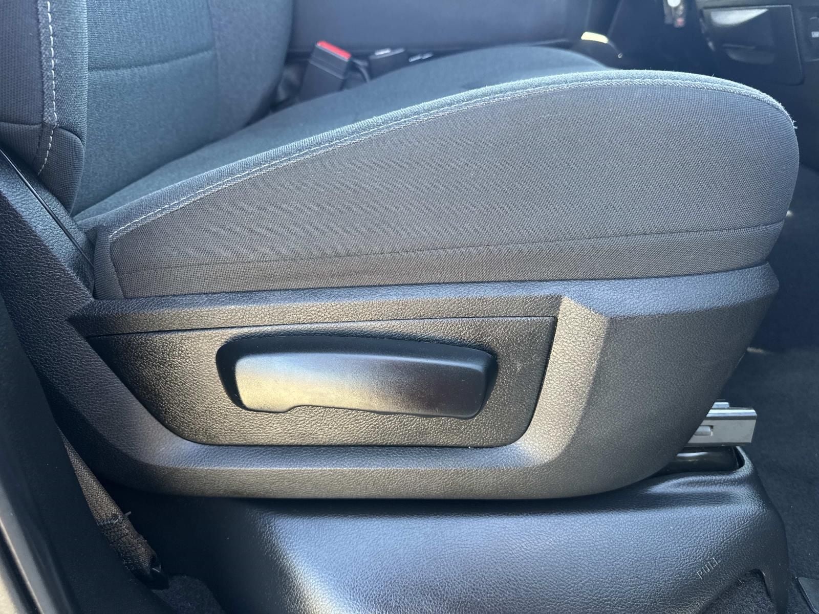 2024 RAM 1500 Classic Warlock Crew Cab 4x4 5'7' Box