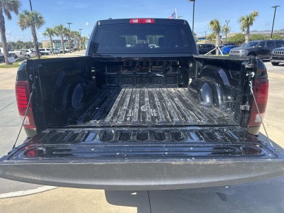 2024 RAM 1500 Classic Warlock Crew Cab 4x4 5'7' Box