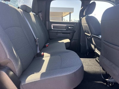 2024 RAM 1500 Classic Warlock Crew Cab 4x4 5'7' Box