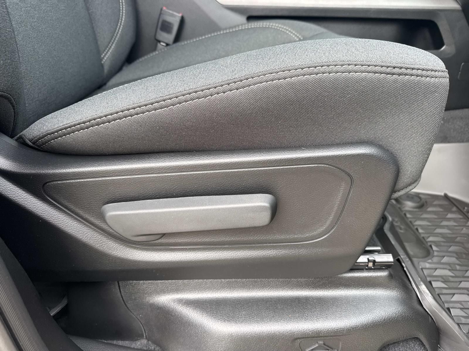 2026 RAM Ram 1500 RAM 1500 BIG HORN CREW CAB 4X2 5'7' BOX