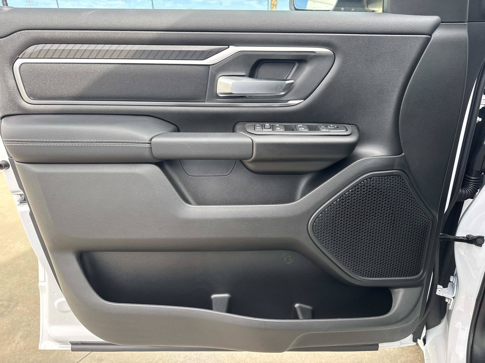2027 RAM Ram 1500 RAM 1500 BIG HORN CREW CAB 4X2 5'7' BOX