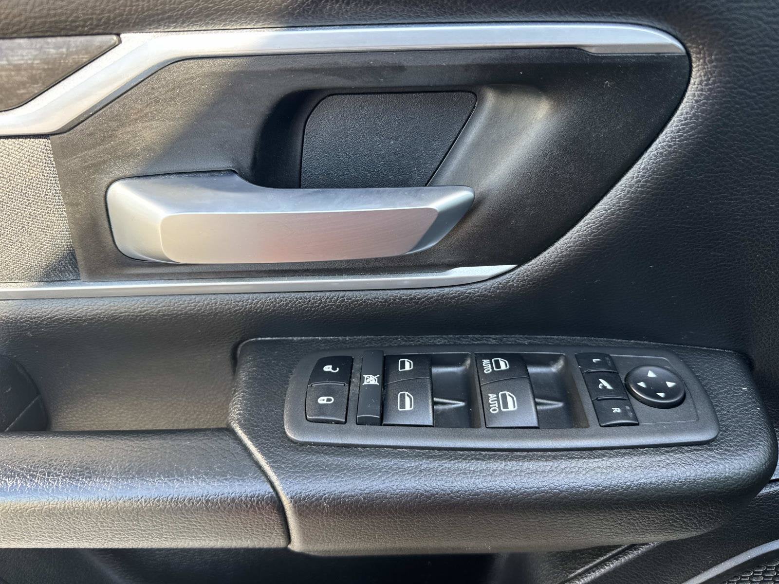 2022 RAM 1500 Big Horn Crew Cab 4x2 5'7' Box