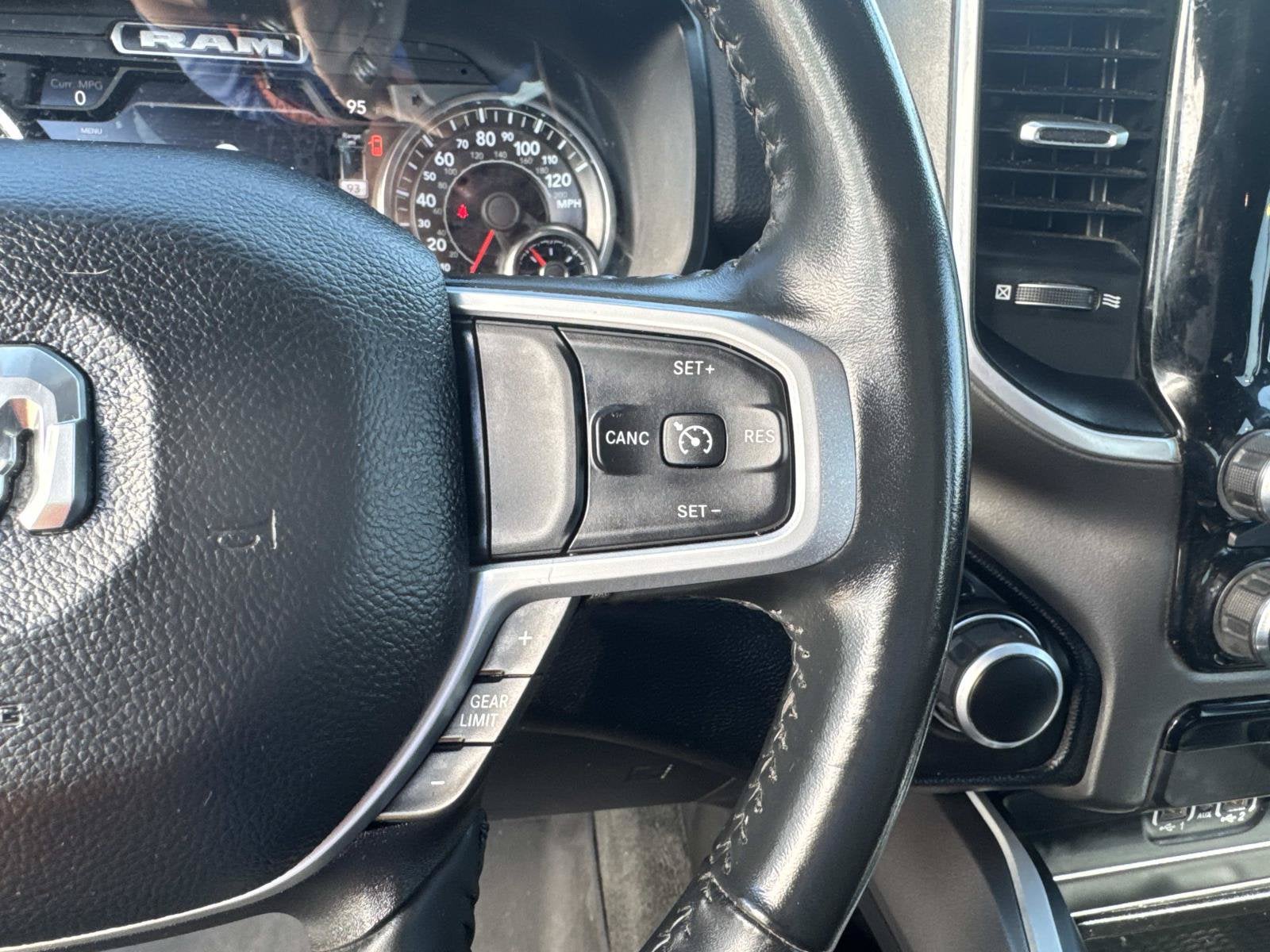 2022 RAM 1500 Big Horn Crew Cab 4x2 5'7' Box