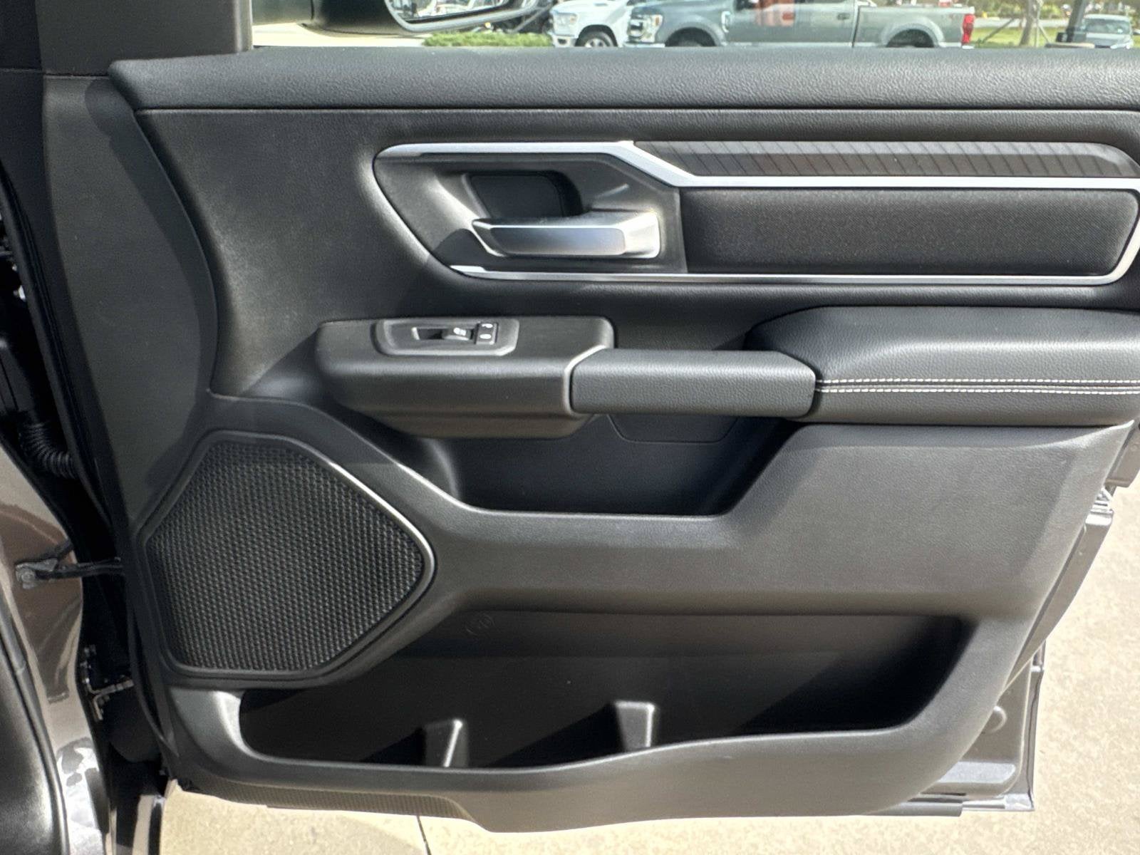 2027 RAM Ram 1500 RAM 1500 BIG HORN CREW CAB 4X2 5'7' BOX