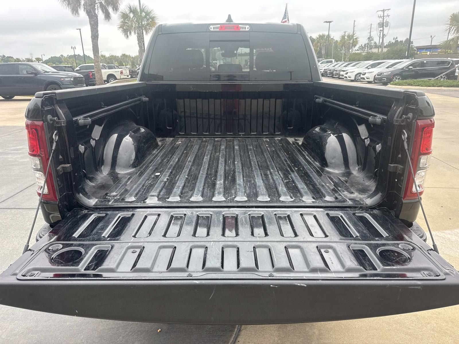 2022 RAM 1500 Big Horn Crew Cab 4x2 5'7' Box