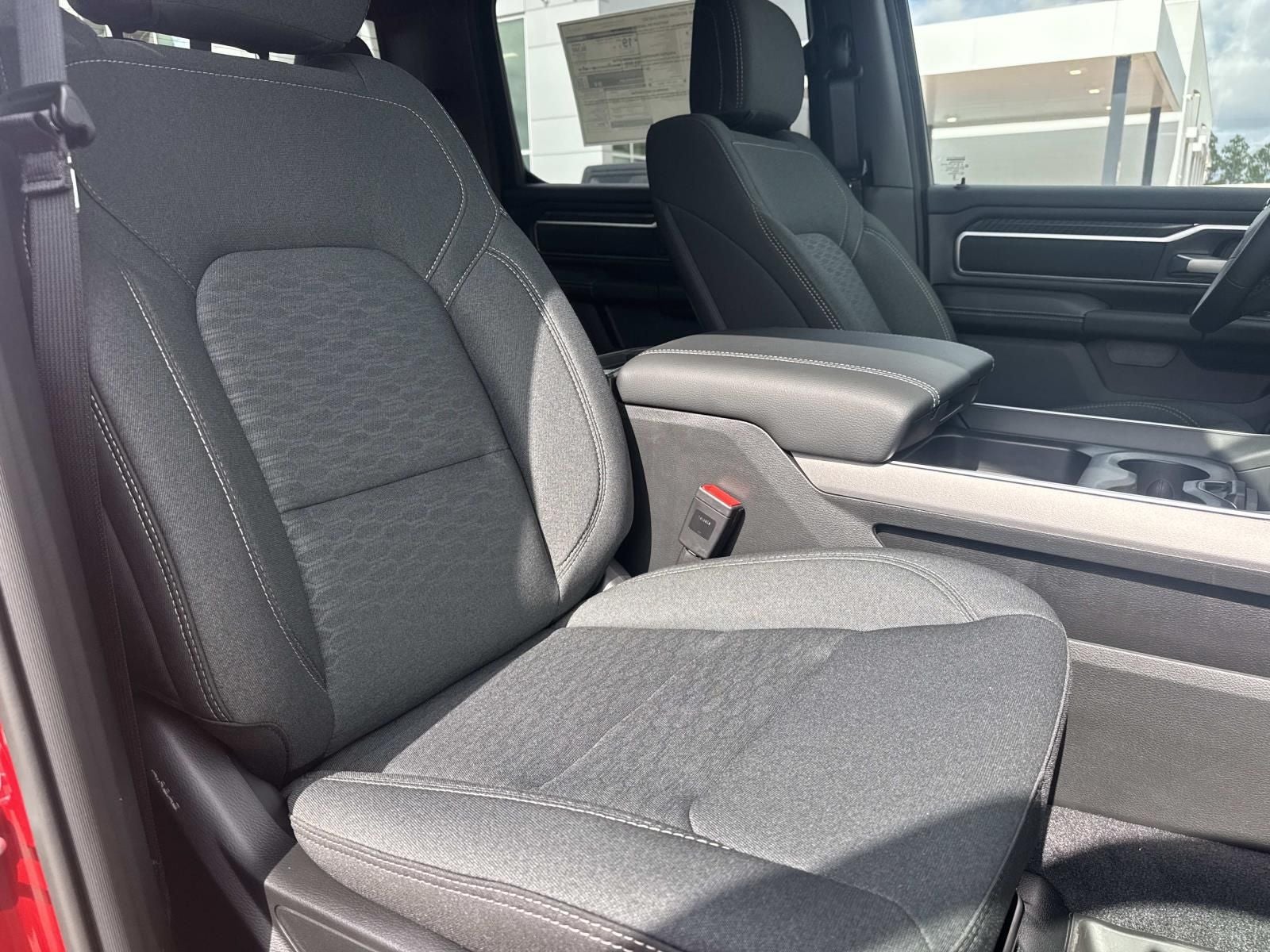 2026 RAM Ram 1500 RAM 1500 BIG HORN CREW CAB 4X2 5'7' BOX
